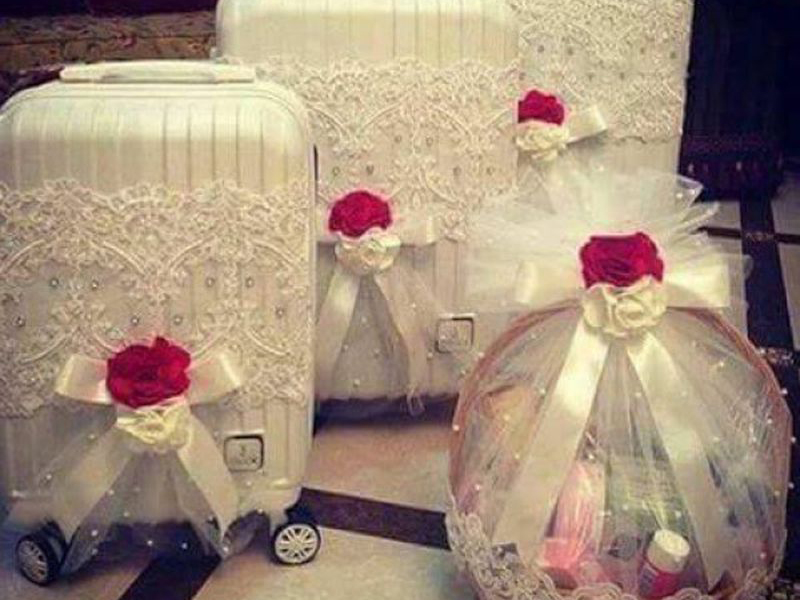اضغط لمشاهدة الفيديو: عرس أسطوري لشيخ كويتي وعشرينية مغربية!